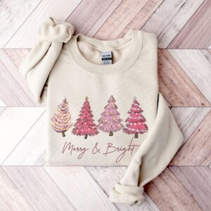 vintage christmas sweater for women with pink tree design holiday crewneck and sweatshirt for winter wear mzpim