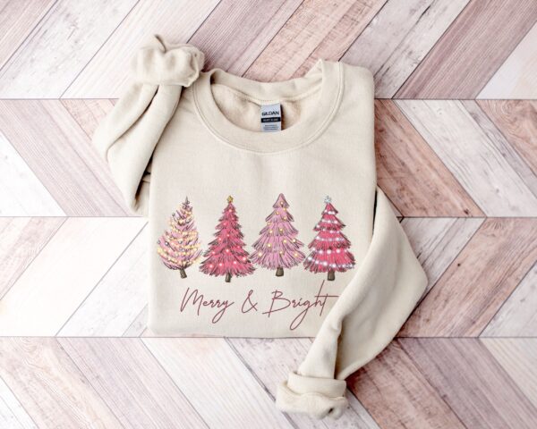 vintage christmas sweater for women with pink tree design holiday crewneck and sweatshirt for winter wear mzpim