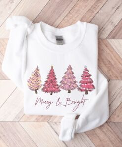 vintage christmas sweater for women with pink tree design holiday crewneck and sweatshirt for winter wear wrkly