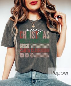 Vintage Christmas Sweater Retro Santa Claus Crewneck with Checkered Design for Holiday Parties and New Year Celebrations