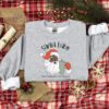 vintage christmas sweatshirt african santa design for family gatherings comfortable black santa shirt di1od scaled