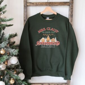 vintage christmas sweatshirt claus gingerbread bakery design with christmas cookies print for holiday celebrations and casual wear n5yoj