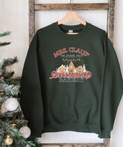 vintage christmas sweatshirt claus gingerbread bakery design with christmas cookies print for holiday celebrations and casual wear n5yoj scaled