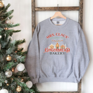 vintage christmas sweatshirt claus gingerbread bakery design with christmas cookies print for holiday celebrations and casual wear rzxp8