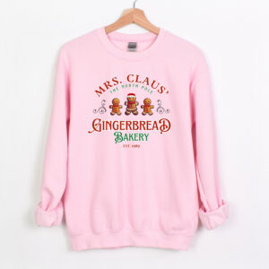 vintage christmas sweatshirt claus gingerbread bakery design with fun cookie print for holiday celebrations and casual wear v0smn