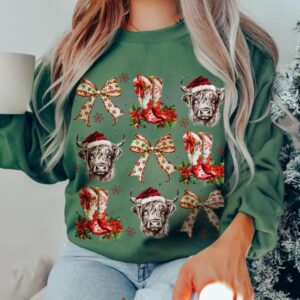 vintage christmas sweatshirt cowgirl crewneck retro hoodie with highland cow bow design for a fun festive season e2l2q