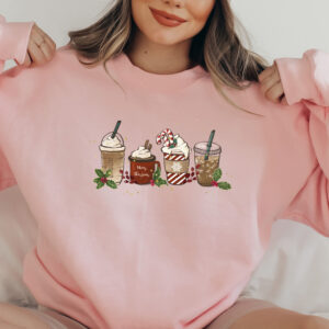 vintage christmas sweatshirt crewneck with fun coffee design for holiday celebrations and cozy winter outfits fnlvx