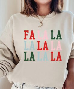 vintage christmas sweatshirt fa la la la la design soft crewneck for holiday celebrations and caroling events 3y0bk