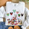 Vintage Christmas Sweatshirt Featuring Disney Mickey and Friends for Family Vacations Comfortable T-Shirt for Holiday Celebrations