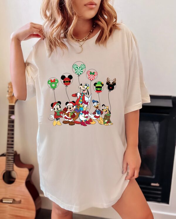 vintage christmas sweatshirt featuring disney mickey and friends for family vacations comfortable t shirt for holiday celebrations m4pkv