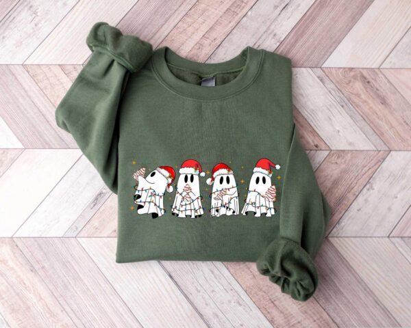 vintage christmas sweatshirt featuring ghost santa design for halloween and holiday celebrations unique funny christmas apparel j8id2