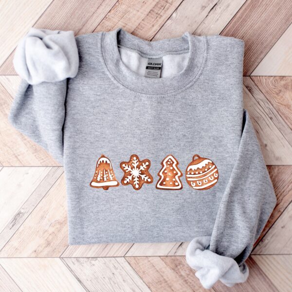 vintage christmas sweatshirt featuring gingerbread and cookies for family matching holiday apparel 7lomz scaled