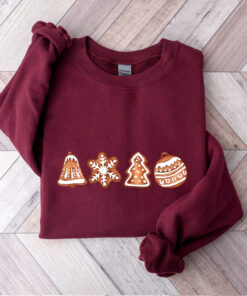 vintage christmas sweatshirt featuring gingerbread and cookies for family matching holiday apparel clxmw scaled