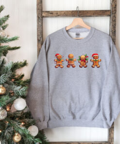 vintage christmas sweatshirt featuring gingerbread and cookies for family matching outfits and holiday gatherings splvj scaled