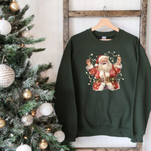 vintage christmas sweatshirt featuring retro santa design for holiday celebrations and seasonal comfort 9vazg