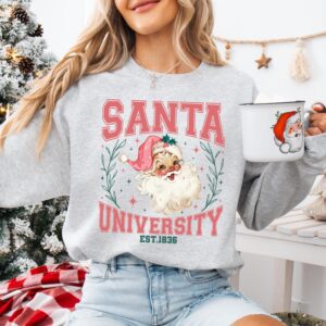 vintage christmas sweatshirt featuring retro santa design for holiday gatherings and social events sihll