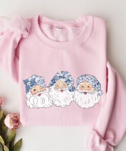 vintage christmas sweatshirt featuring retro santa design with toile de jouy print for women ideal for holiday celebrations c5yoa scaled