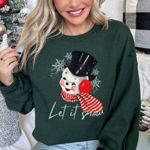 vintage christmas sweatshirt featuring retro snowman design for winter style and holiday comfort qd9yu