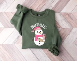 Vintage Christmas Sweatshirt featuring Snowman Design for Winter and Holiday Celebrations