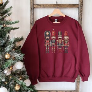 vintage christmas sweatshirt for ballet lovers featuring nutcracker and sugar plum fairy design in a comfortable crewneck style fumdq