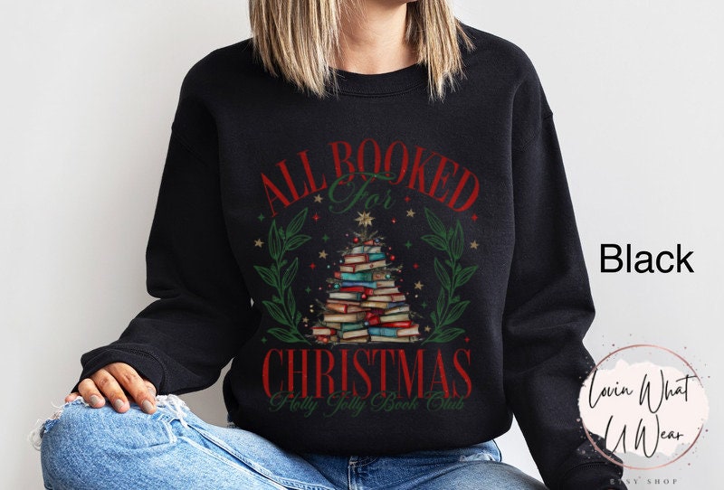 vintage christmas sweatshirt for book lovers featuring a books christmas tree design comfortable oversized holiday apparel