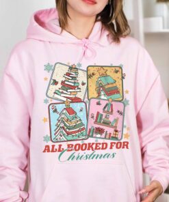 vintage christmas sweatshirt for book lovers featuring a christmas book tree design ideal for librarians and bookworms d4xng