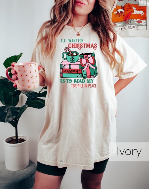 vintage christmas sweatshirt for book lovers featuring all i want for christmas is more time to read my tbr design yi5eo