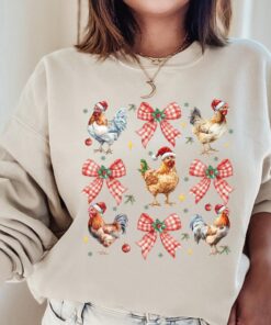 vintage christmas sweatshirt for chicken lovers featuring chickens design in crewneck style knm9b