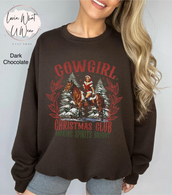 vintage christmas sweatshirt for cowgirls oversized western holiday shirt with festive design country christmas apparel sveb7