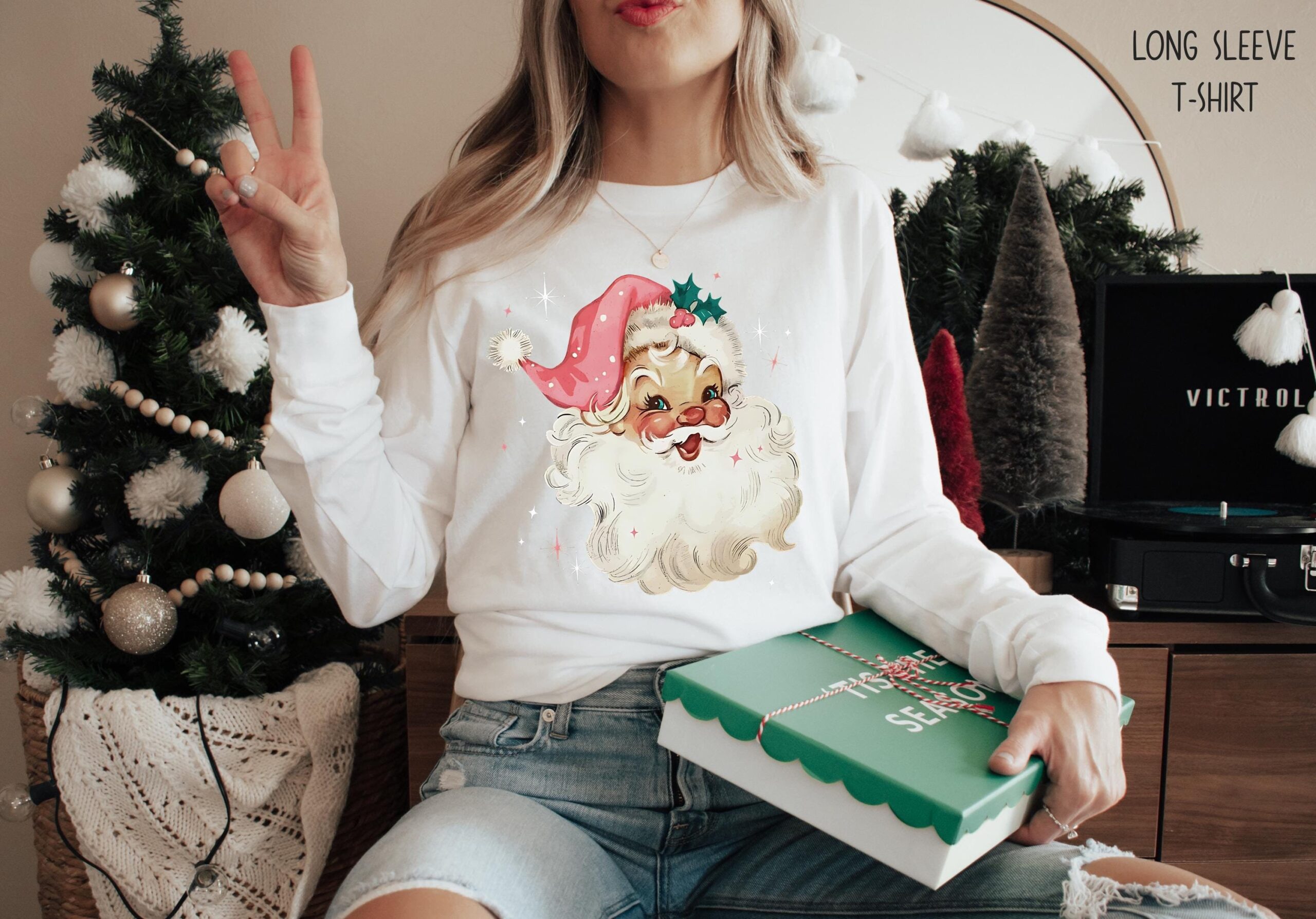 Vintage Christmas Sweatshirt for Families in Pink Matching Holiday Sweater with Santa Design for Festive Celebrations 2 vintage christmas sweatshirt for families in pink matching holiday sweater with santa design for festive celebrations atypm scaled