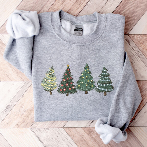 vintage christmas sweatshirt for family matching holiday style trendy crewneck jumper with christmas tree design yjikp scaled