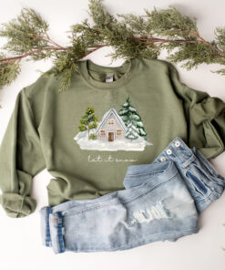 vintage christmas sweatshirt for family matching winter cabin style with cozy holiday design and comfortable fit jsbmg scaled