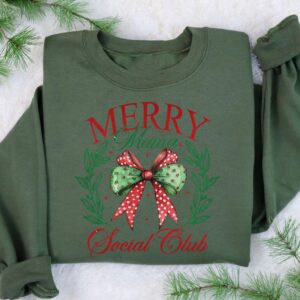 vintage christmas sweatshirt for moms merry mama social club hoodie with coquette bow design for holiday gatherings m5hdk