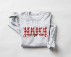 vintage christmas sweatshirt for moms mama claus crewneck funny holiday design for comfortable wear cvncd