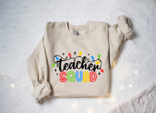 vintage christmas sweatshirt for teachers with fun holiday lights design for school parties and winter celebrations 2fcvs scaled