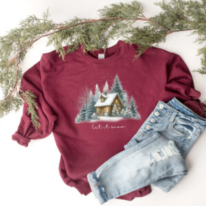 vintage christmas sweatshirt for winter cabin style featuring let it snow design and pine tree loungewear for camping comfort 5qrao