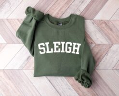 Vintage Christmas Sweatshirt for Winter with Sleigh Design and Family Theme for Fun Holiday Gatherings