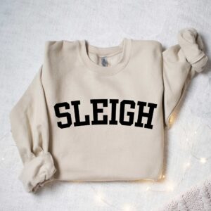 vintage christmas sweatshirt for winter with sleigh design and family theme for fun holiday gatherings mnmdh scaled