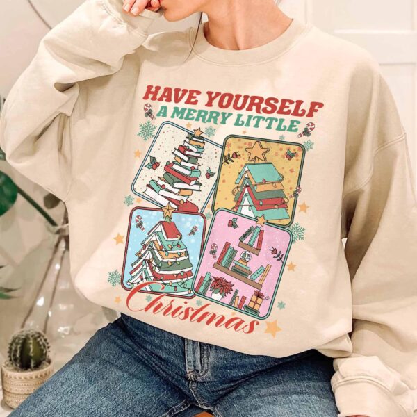 vintage christmas sweatshirt for women bookish hoodie with merry little christmas design perfect for bookworms and holiday celebrations 9vwci