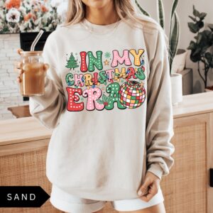 vintage christmas sweatshirt for women in my christmas era design with trendy style and comfortable fit 0mqxj