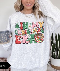 vintage christmas sweatshirt for women in my christmas era design with trendy style and comfortable fit eohti