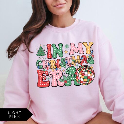 vintage christmas sweatshirt for women in my christmas era design with trendy style and comfortable fit wdtez