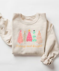 vintage christmas sweatshirt for women merry and bright crewneck with festive design for holiday apparel and xmas celebrations e2sjo