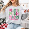 Vintage Christmas Sweatshirt for Women - Merry Christmas Crewneck with Fun Design for Family Gatherings and Holiday Celebrations