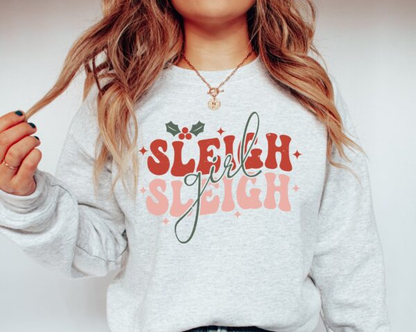 vintage christmas sweatshirt for women sleigh girl sleigh funny design with trendy style for holiday parties and gatherings sgfu0