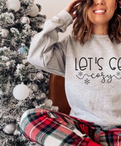 vintage christmas sweatshirt for women fall crewneck with fun design comfortable winter apparel for holiday celebrations 7czdq