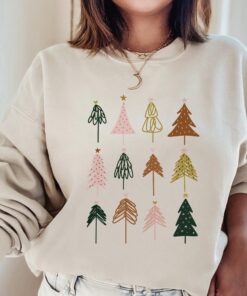 vintage christmas sweatshirt for women featuring christmas tree design comfortable crewneck top for holiday celebrations 2024 hgikl