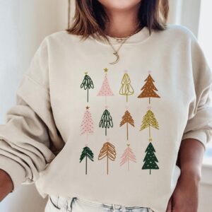 vintage christmas sweatshirt for women featuring christmas tree design comfortable crewneck top for holiday celebrations 2024 hgikl