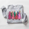 vintage christmas sweatshirt for women featuring cute pink christmas trees design in soft fabric ideal for holiday celebrations k9syy