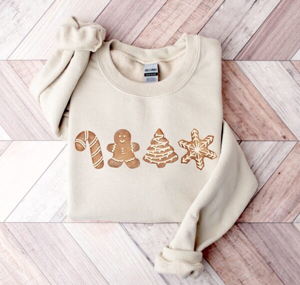 vintage christmas sweatshirt for women featuring gingerbread cookies design in sugar and spice theme for festive wear d2baa